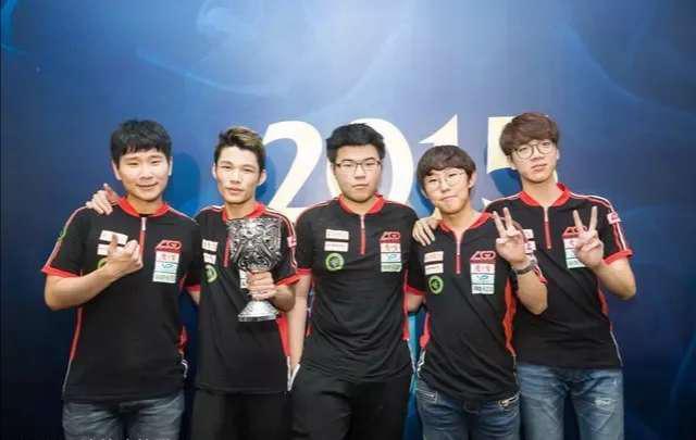 的边路突破 的边路突破